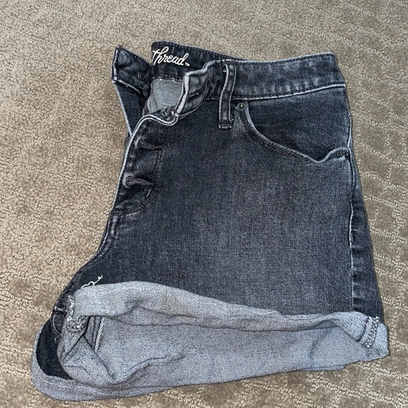 Universal Threads high rise shortie - Picture 4 of 7